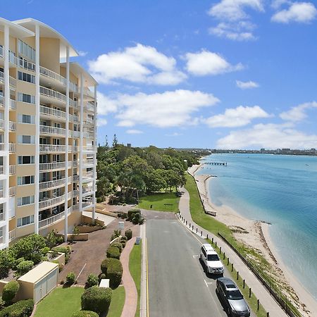 Riviere On Golden Beach Caloundra Esterno foto