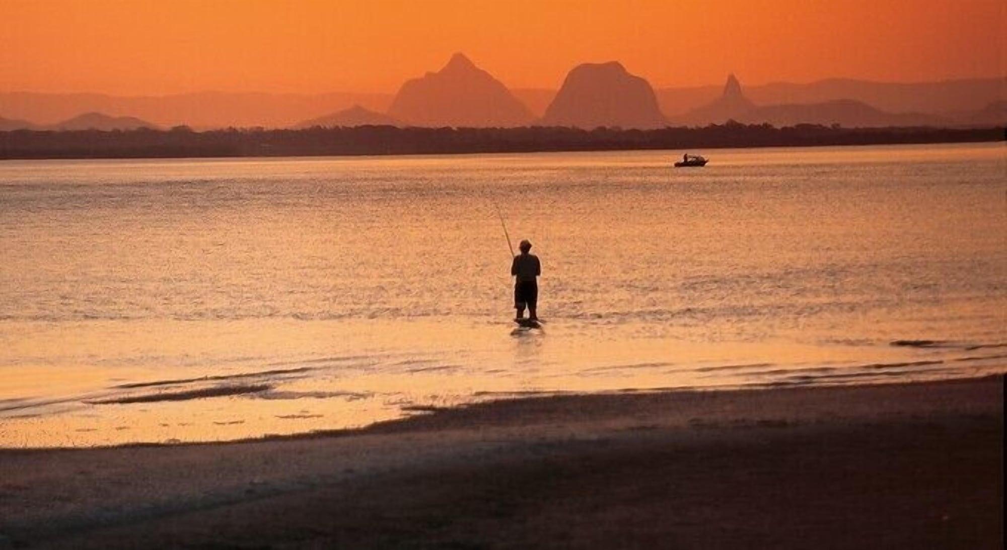 Riviere On Golden Beach Caloundra Esterno foto