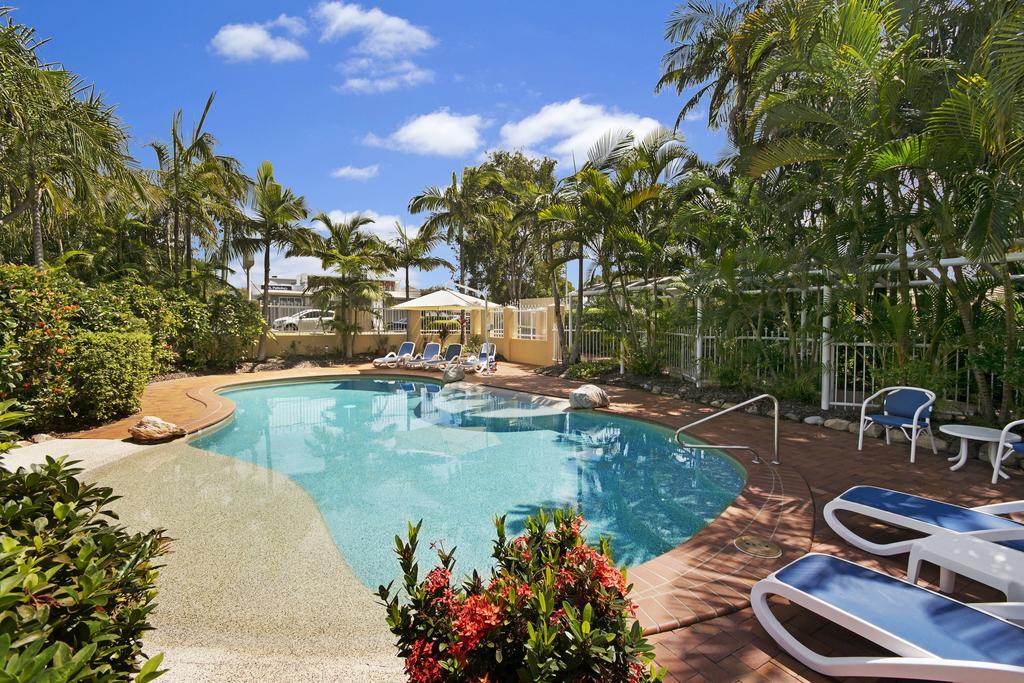 Riviere On Golden Beach Caloundra Esterno foto